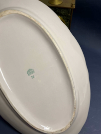 Блюдо сервировочное овальной формы Коростенский ФЗ 1962-1972гг. Фарфор, деколь, перламутр. Винтаж. Картинка 3